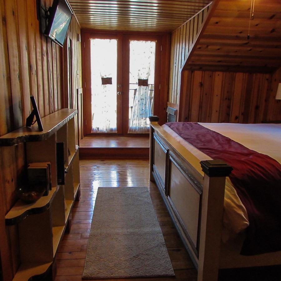 ווינסוויל Red Leaf River Inn מראה חיצוני תמונה