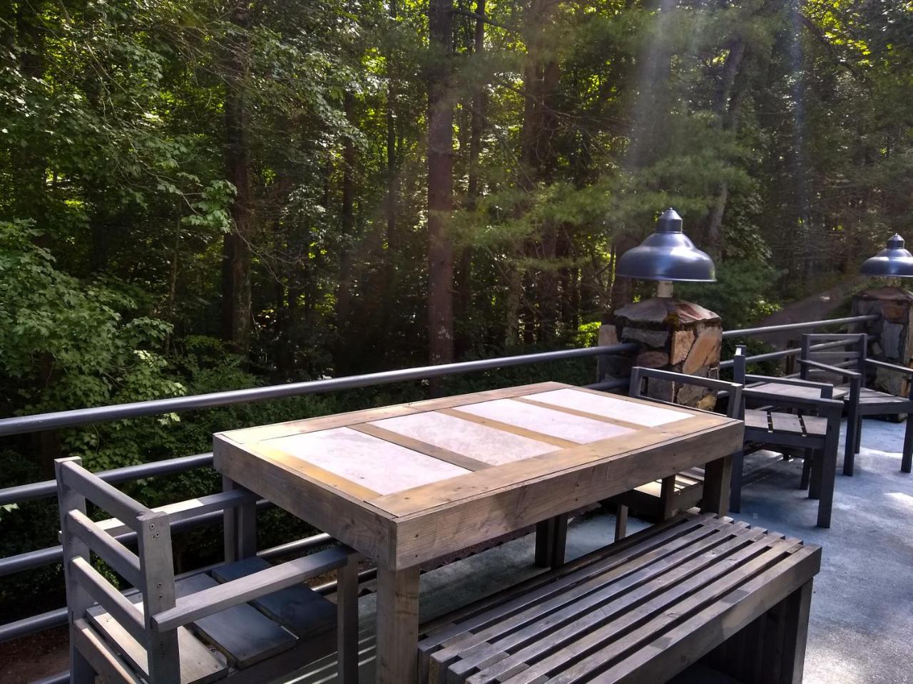 ווינסוויל Red Leaf River Inn מראה חיצוני תמונה